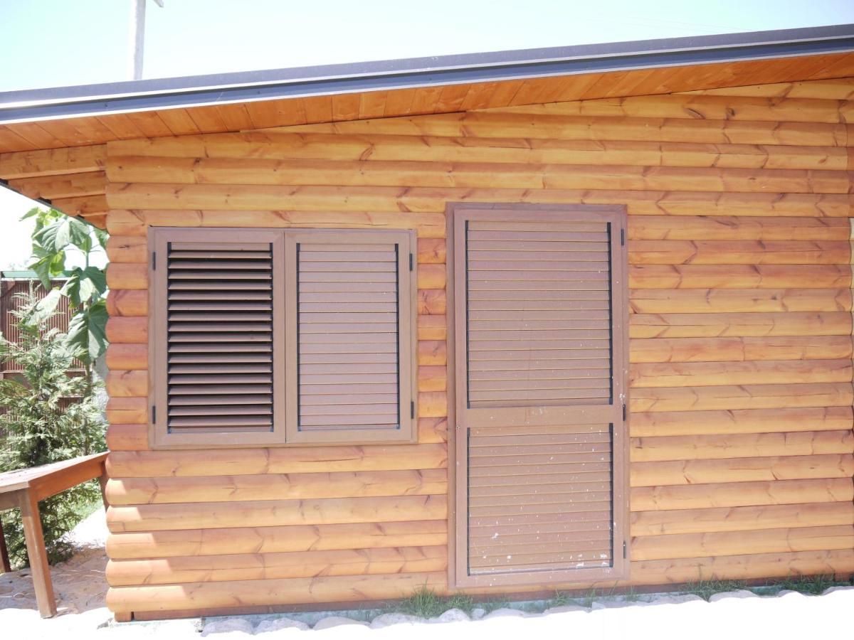 Windmill Shkodra Gesthouse Camping & Grill Eksteriør bilde