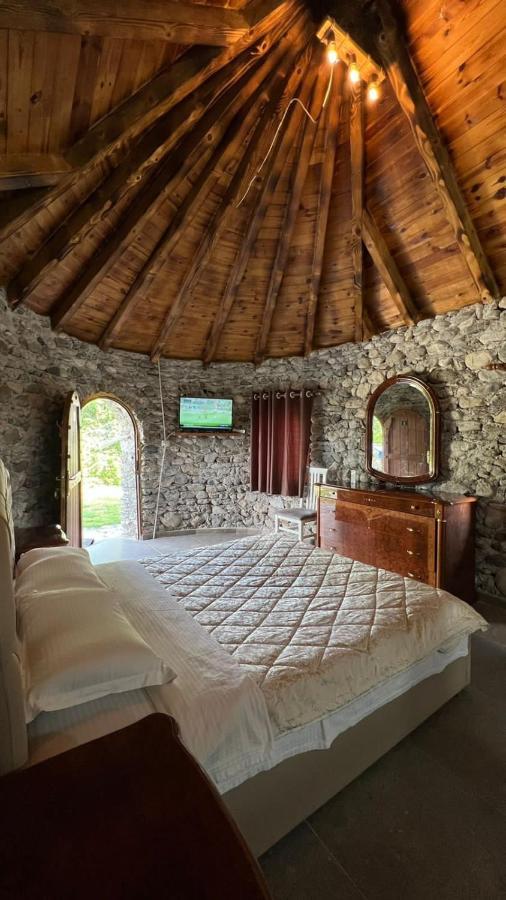 Windmill Shkodra Gesthouse Camping & Grill Eksteriør bilde